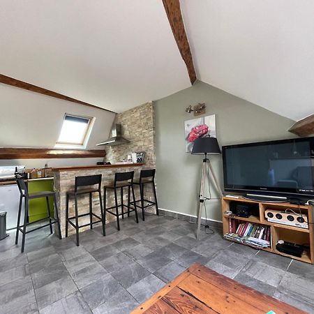 Les Combles De L Aure Grand Studio Cosy Confortable Classe 3 Etoiles Centre Bayeux 2 Mn A Pied Cathedrale Proche Plages Du Debarquement Exterior foto